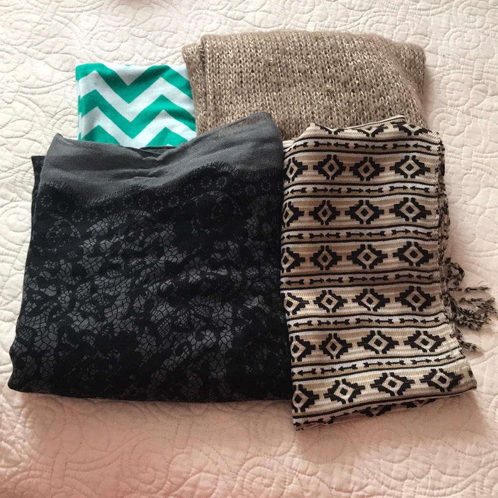 Scarfs